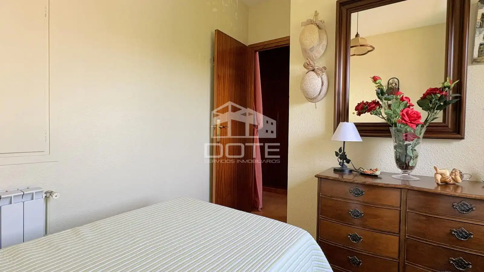 Habitación de Casa adosada en venta en Creixell con Aire acondicionado, Calefacción y Terraza