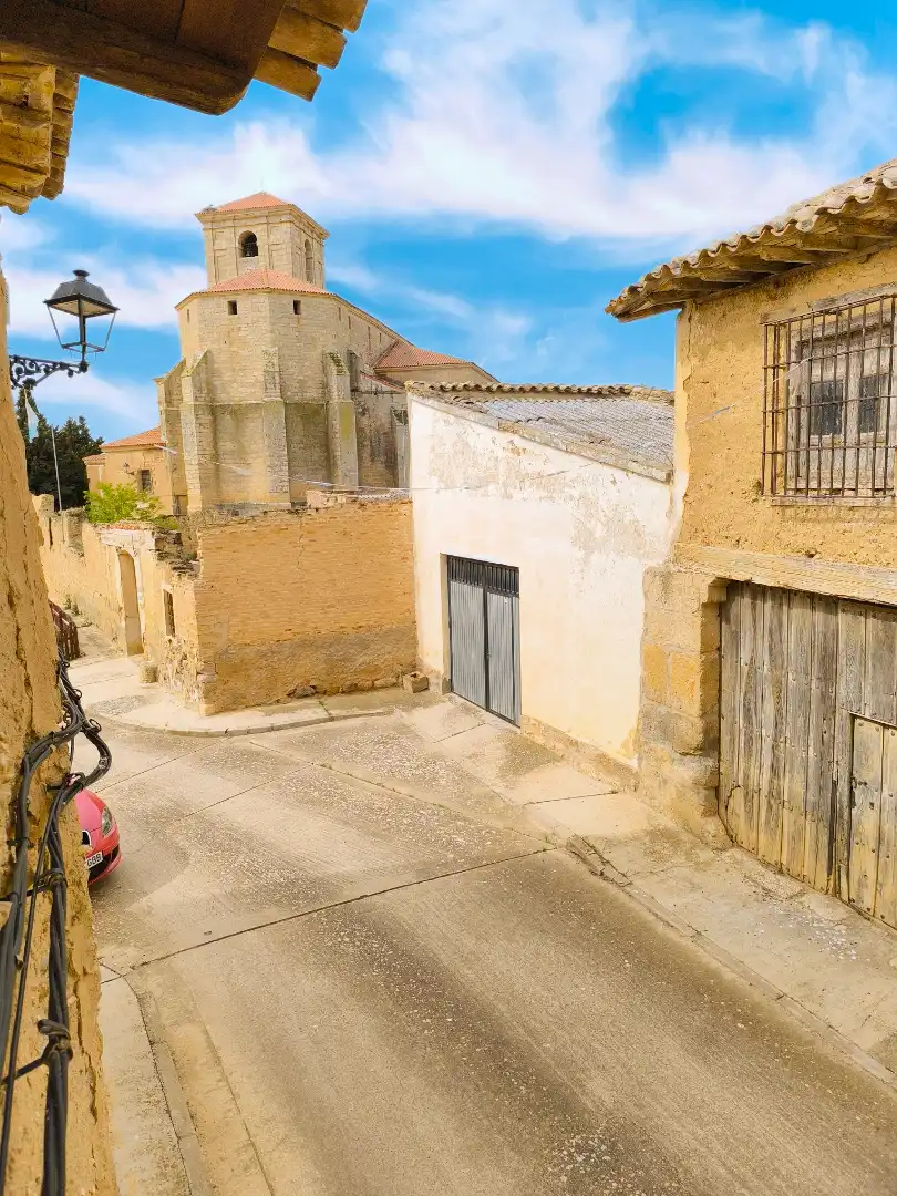 Vista exterior de Casa o xalet en venda en Pedraza de Campos amb Calefacció, Jardí privat i Traster