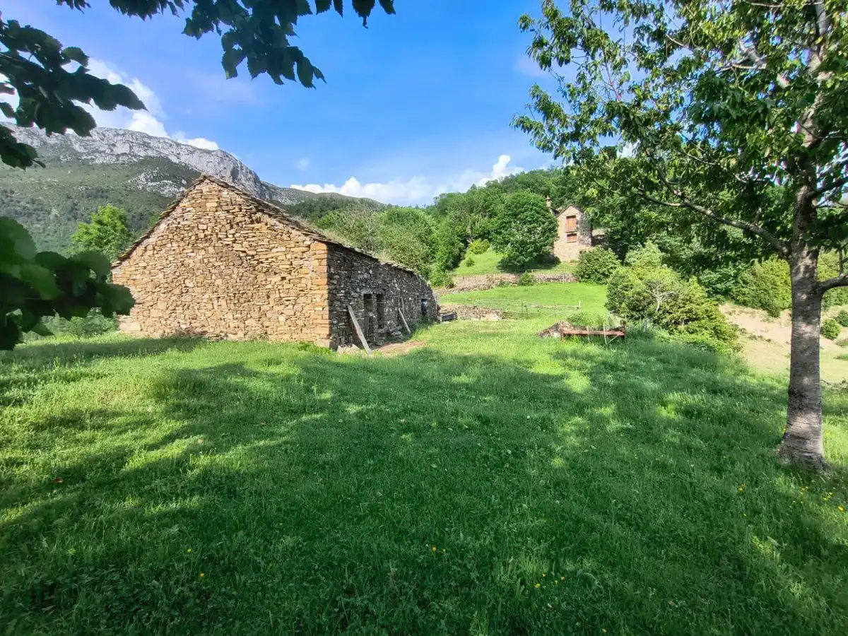 Finca rústica en venta en Puértolas