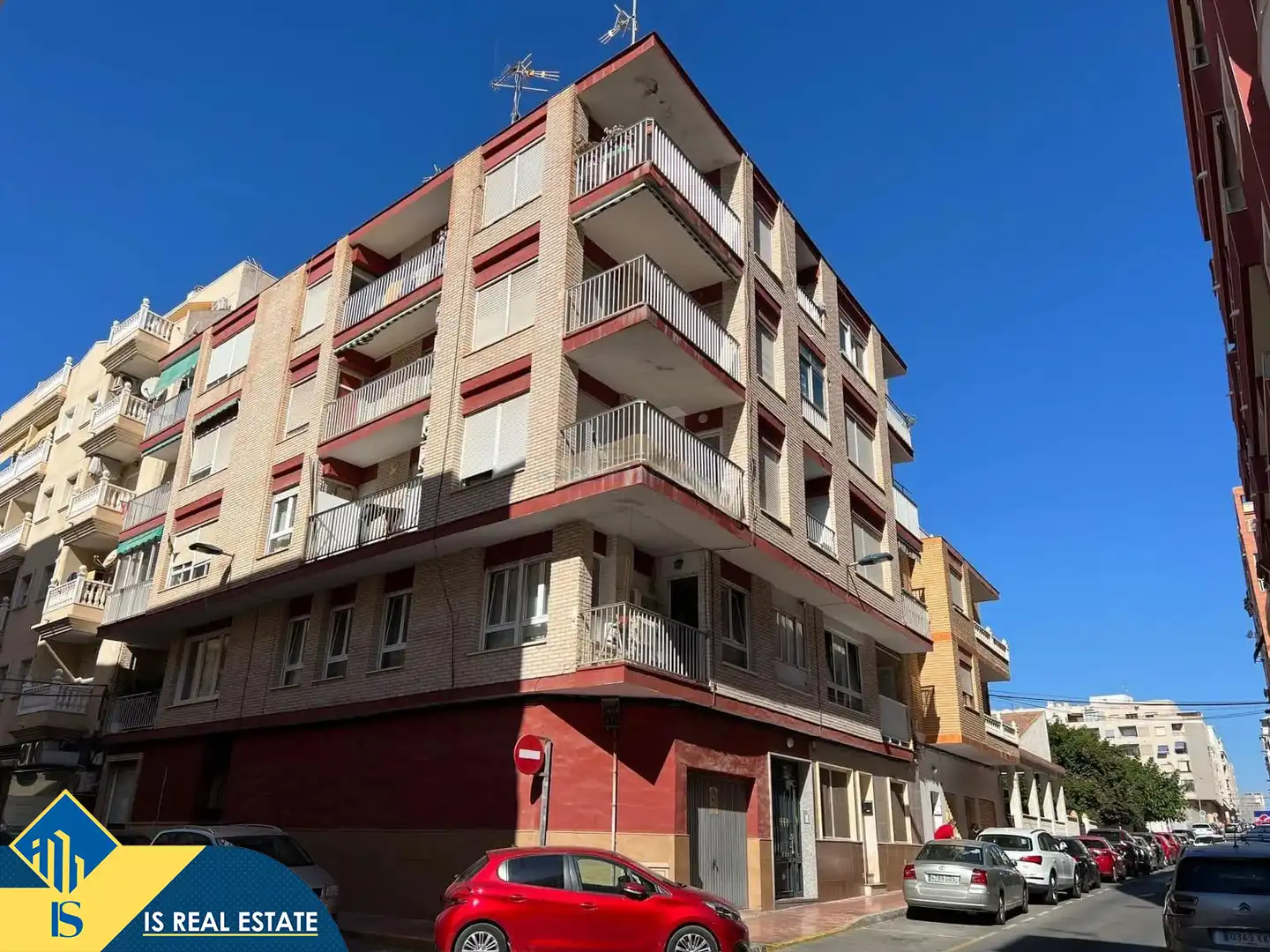 Apartment with lift for sale in Playa del Cura