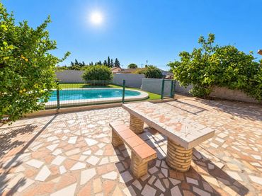 Chalet con piscina en venta en Camino Lanjarón