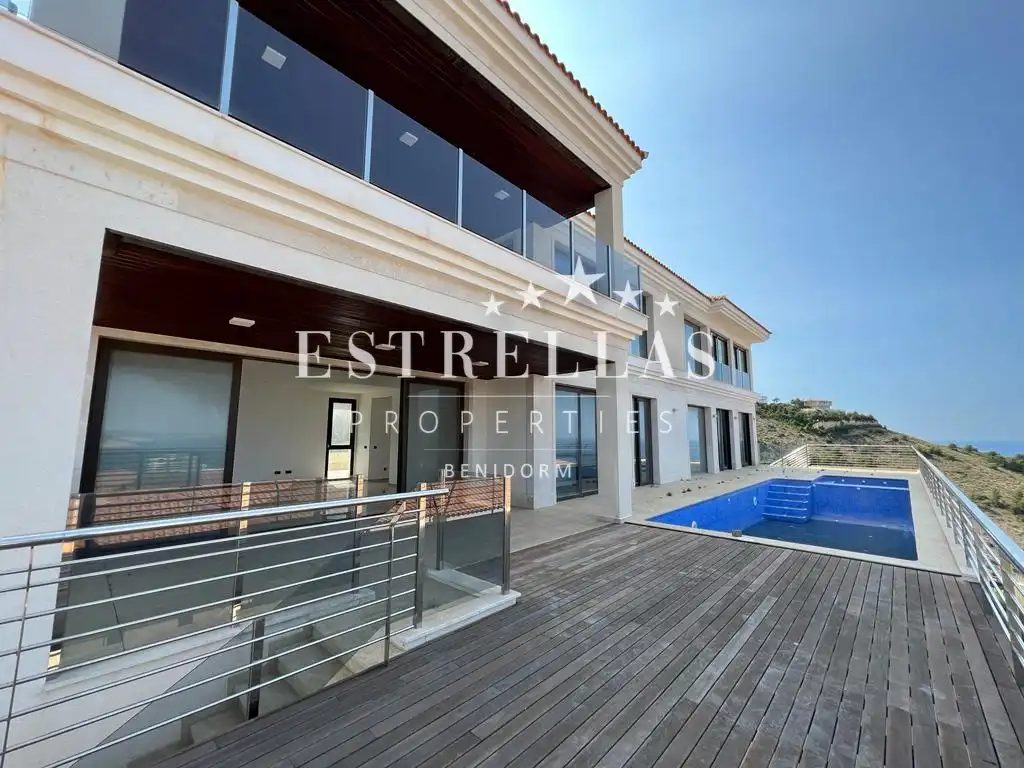 Terrassa de Casa o xalet en venda en Benidorm amb Aire condicionat, Calefacció i Jardí privat
