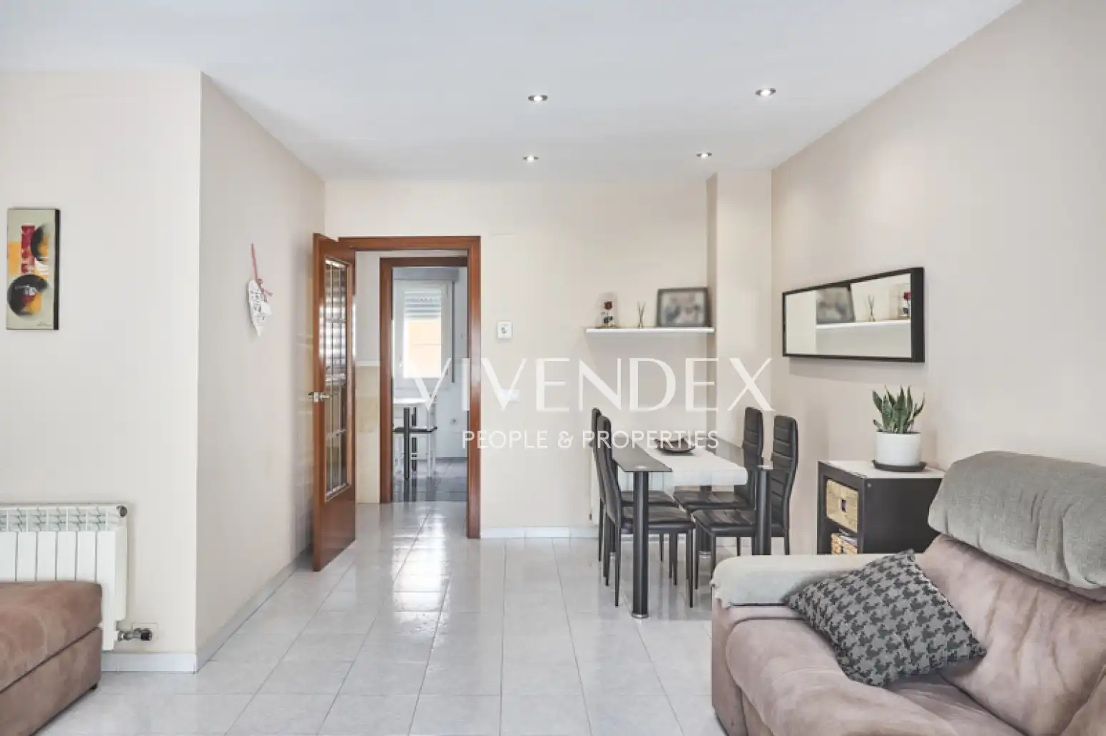 Casa adosada en venta en Viladecans con Calefacción, Jardín privado y Terraza
