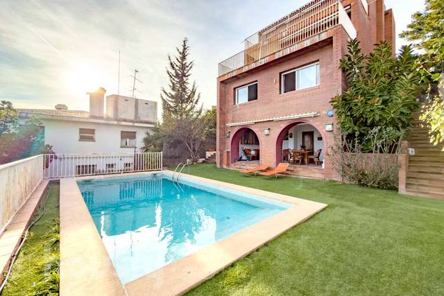 Casa-chalet en Venta en Carrer de Castellterçol, . en El Coll