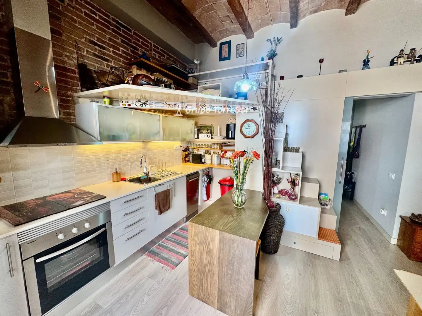 Kitchen of Flat for sale in Barcelona  with Air Conditioner, Heating and Terrace