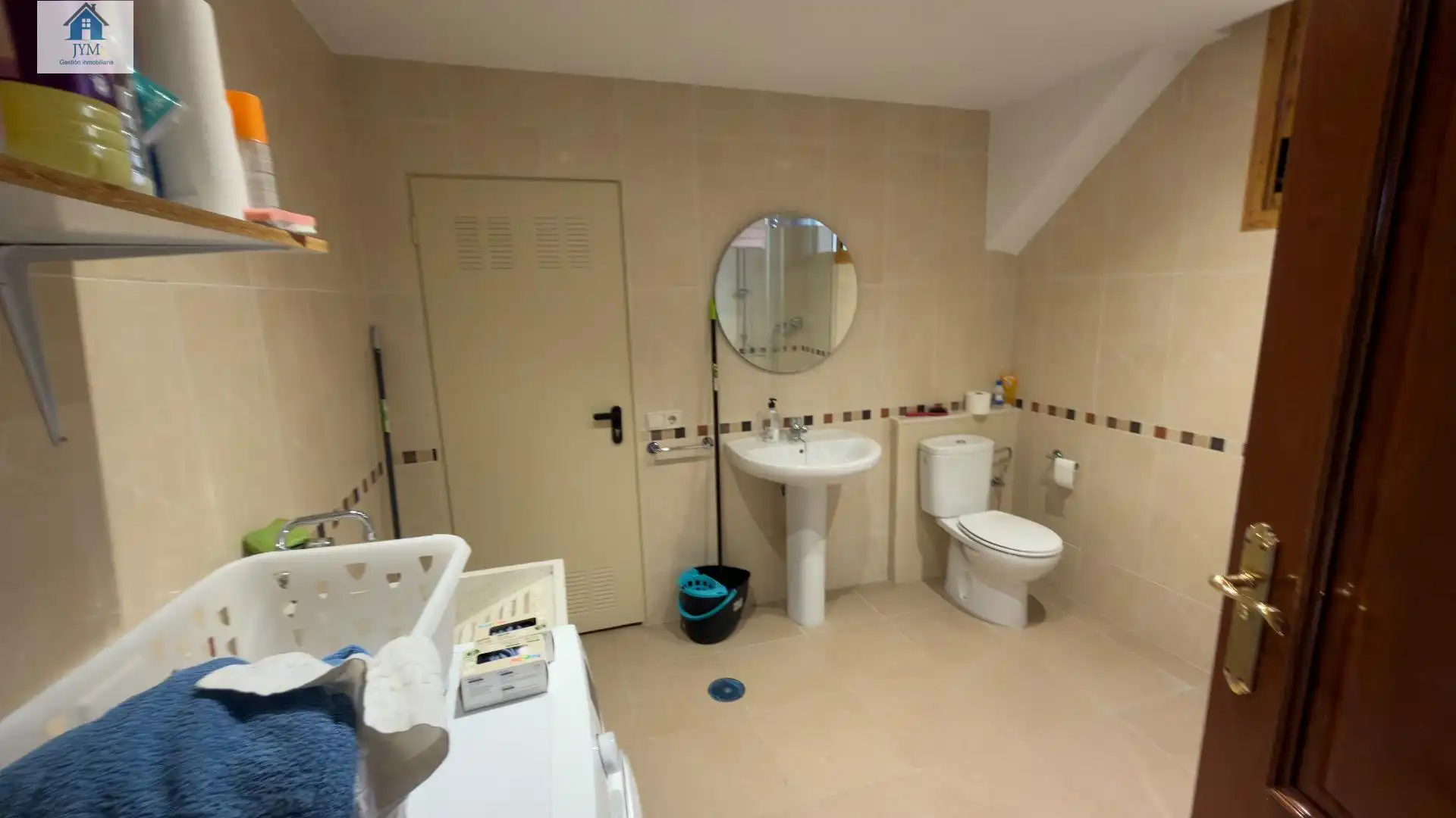 Baño de Casa o chalet en venta en Cájar con Aire acondicionado, Calefacción y Jardín privado