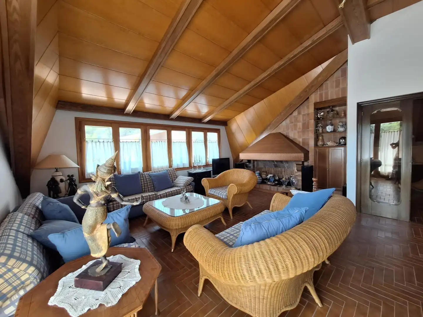Sala d'estar de Casa o xalet en venda en Castellar del Vallès amb Aire condicionat, Calefacció i Jardí privat