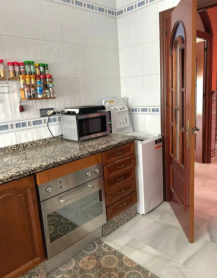 Kitchen of Houses for sale in Chiclana de la Frontera  with Air Conditioner and Storage room