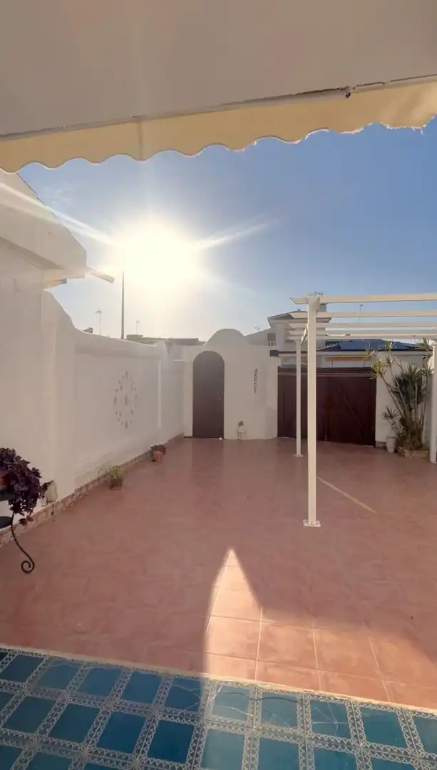 Terraza de Casa adosada en venta en Almonte con Jardín privado, Terraza y Trastero