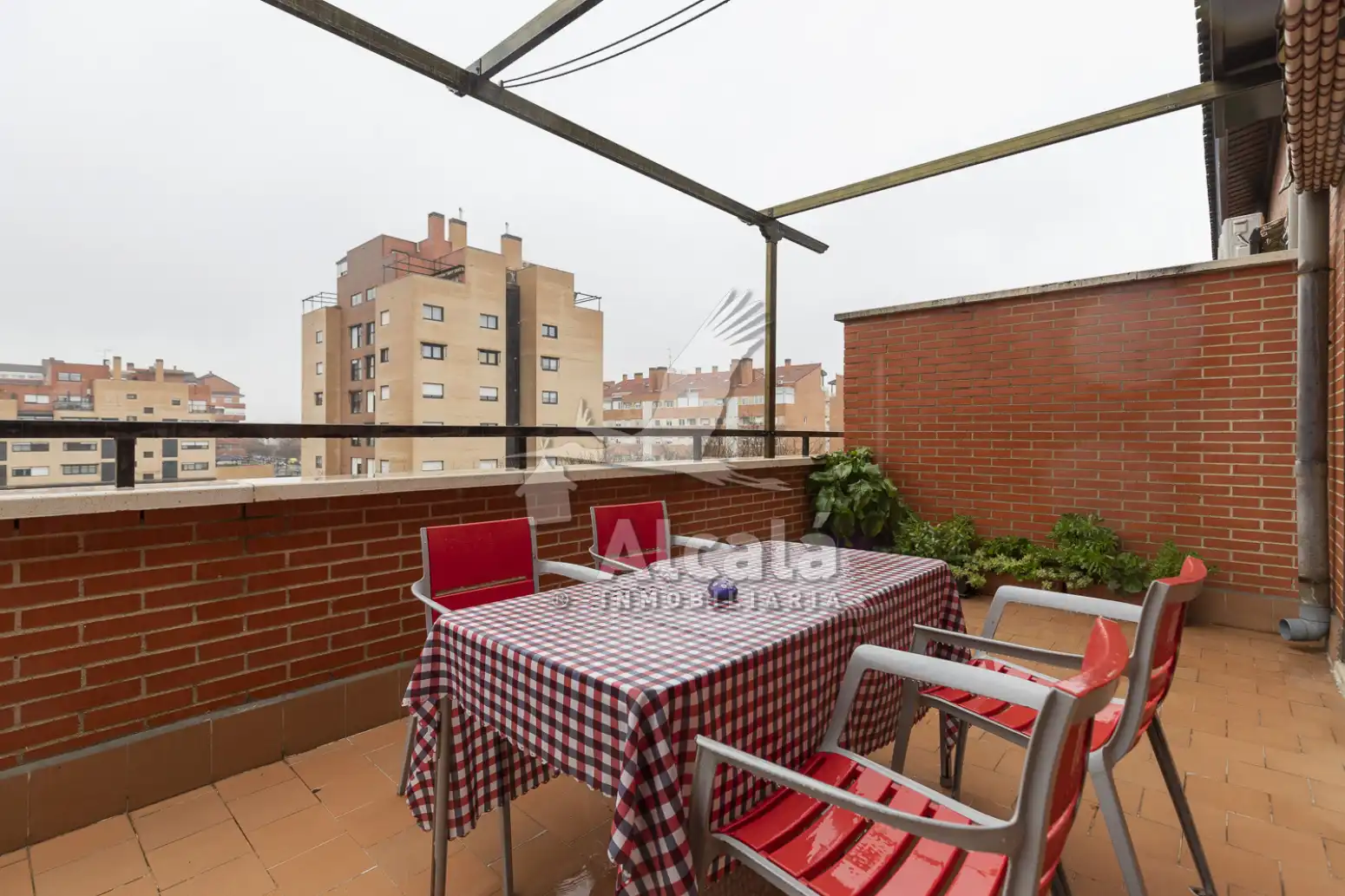 Terraza de Ático en venta en Alcalá de Henares con Aire acondicionado, Calefacción y Terraza
