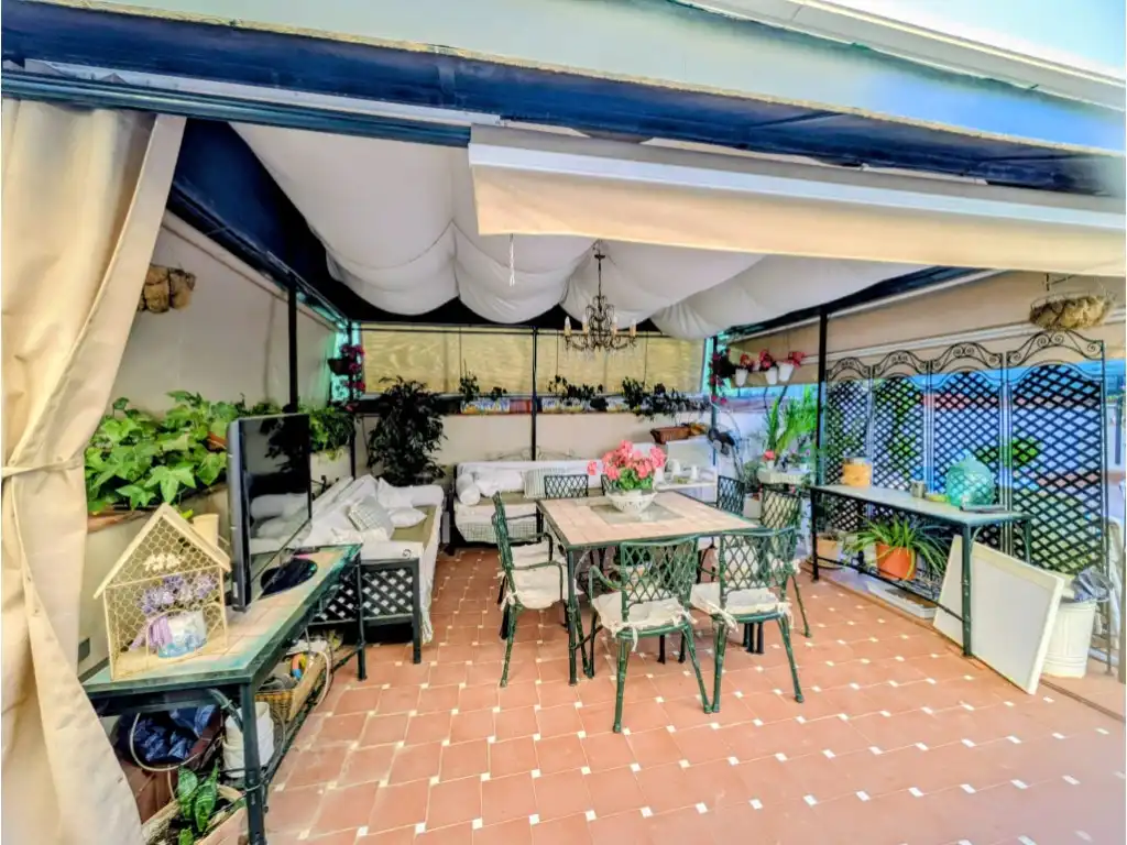Terraza de Piso para compartir en Córdoba