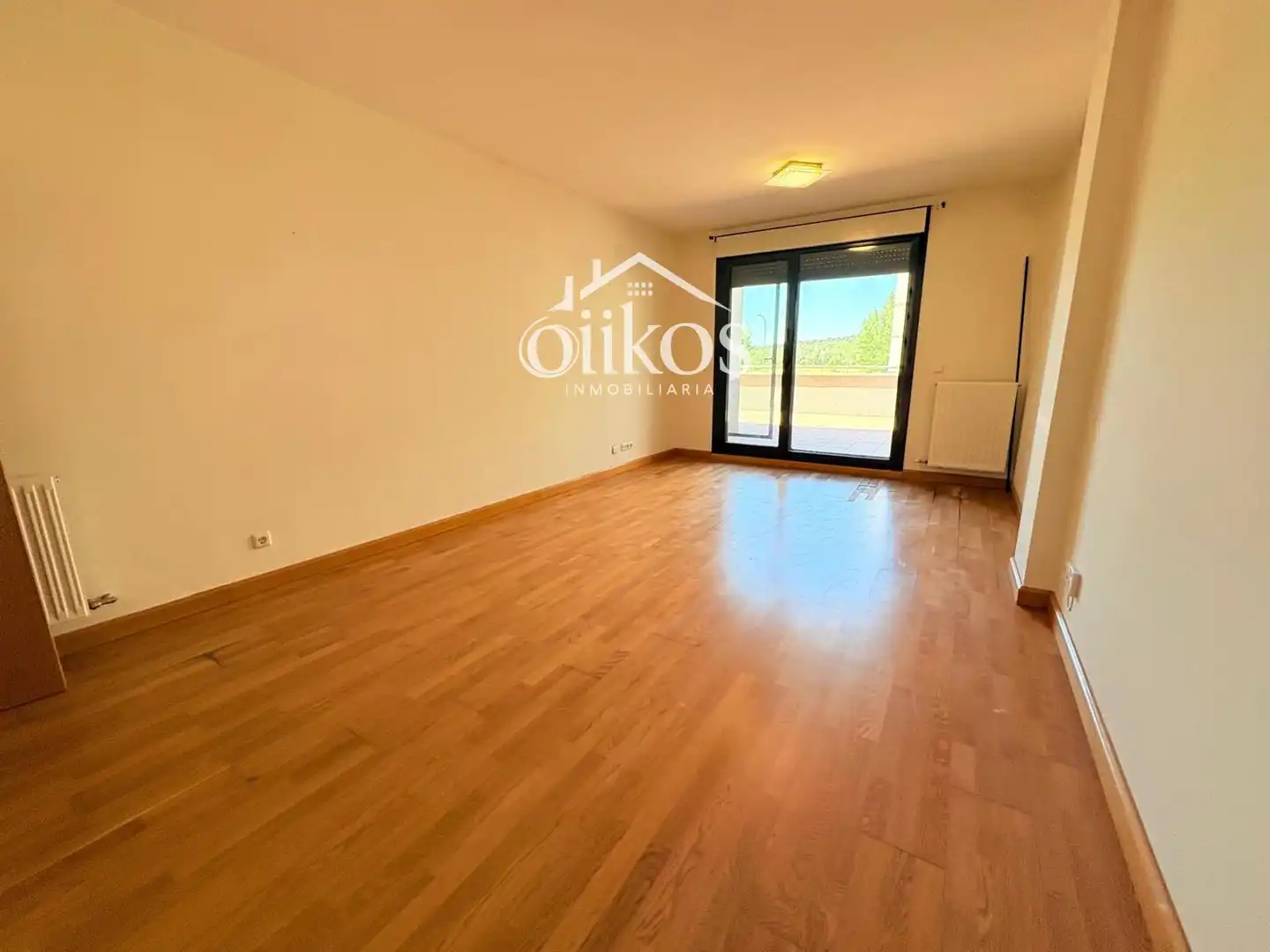 Sala de estar de Piso en venta en Villamayor con Calefacción, Trastero y Balcón