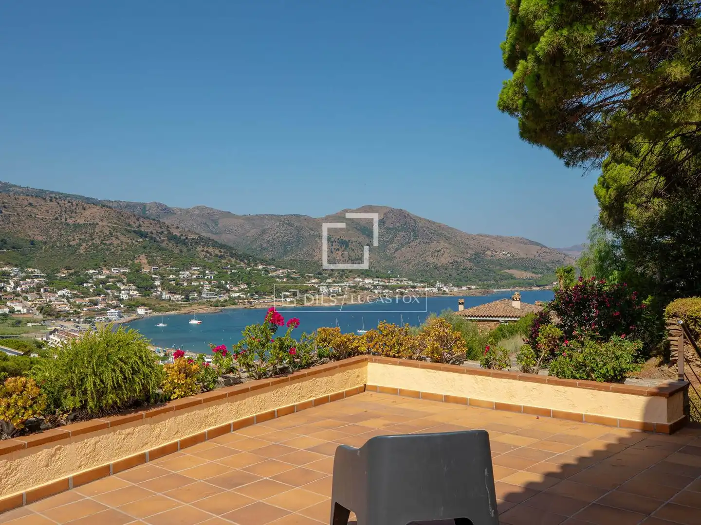 Vista exterior de Casa o xalet en venda en El Port de la Selva amb Calefacció, Terrassa i Traster