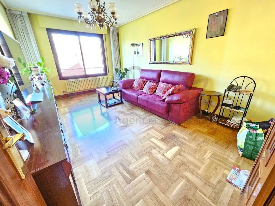 Living room of Flat for sale in  Logroño  with Heating, Terrace and Storage room