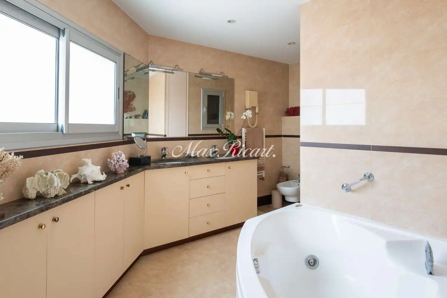 Baño de Ático en venta en Barcelona con Aire acondicionado, Calefacción y Terraza