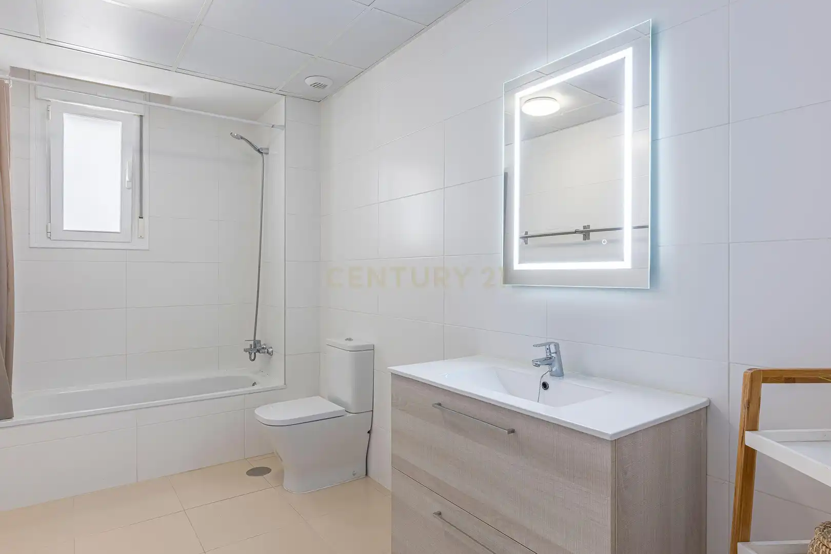 Bany de Apartament en venda en Marbella amb Aire condicionat, Traster i Forn