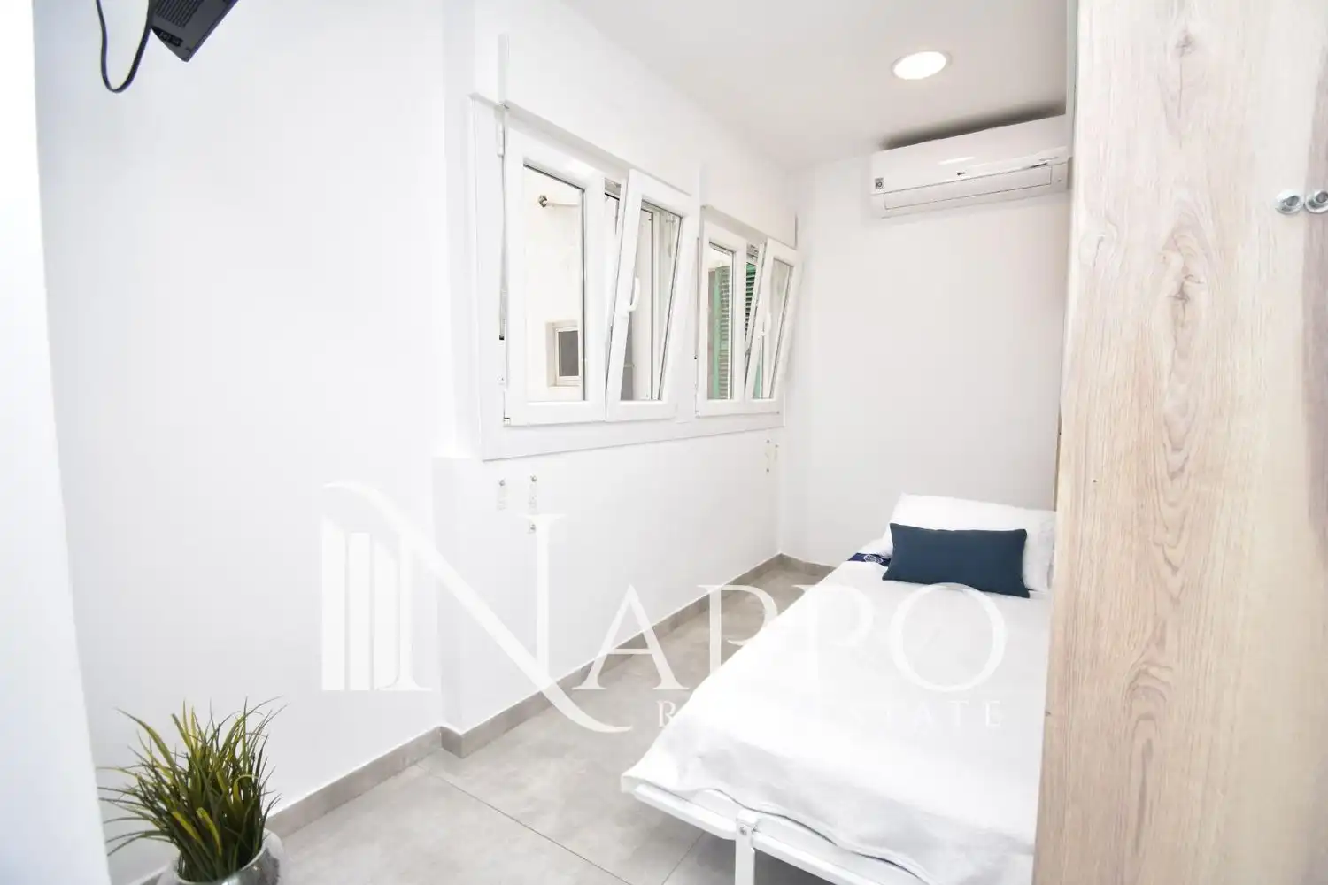 Bedroom of Flat for sale in  Palma de Mallorca  with Air Conditioner, Heating and Terrace