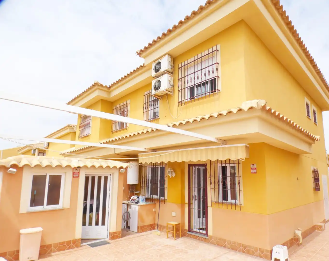 Vista exterior de Dúplex en venta en Mazarrón con Aire acondicionado, Terraza y Trastero