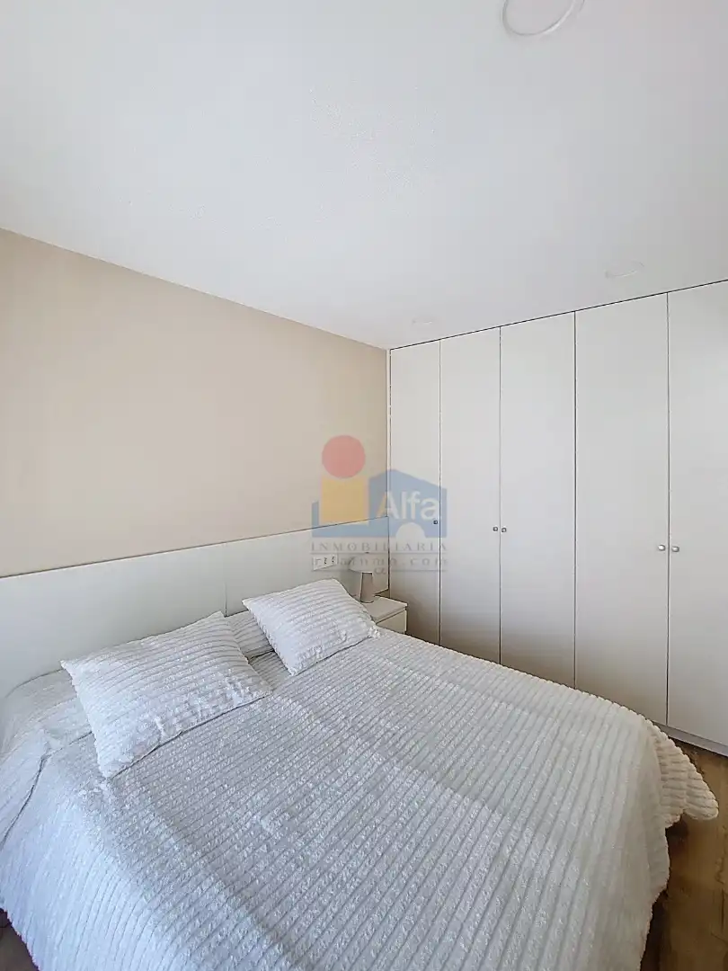 Schlafzimmer von Wohnung zur Miete in Silla mit Klimaanlage, Parkett und Terrasse