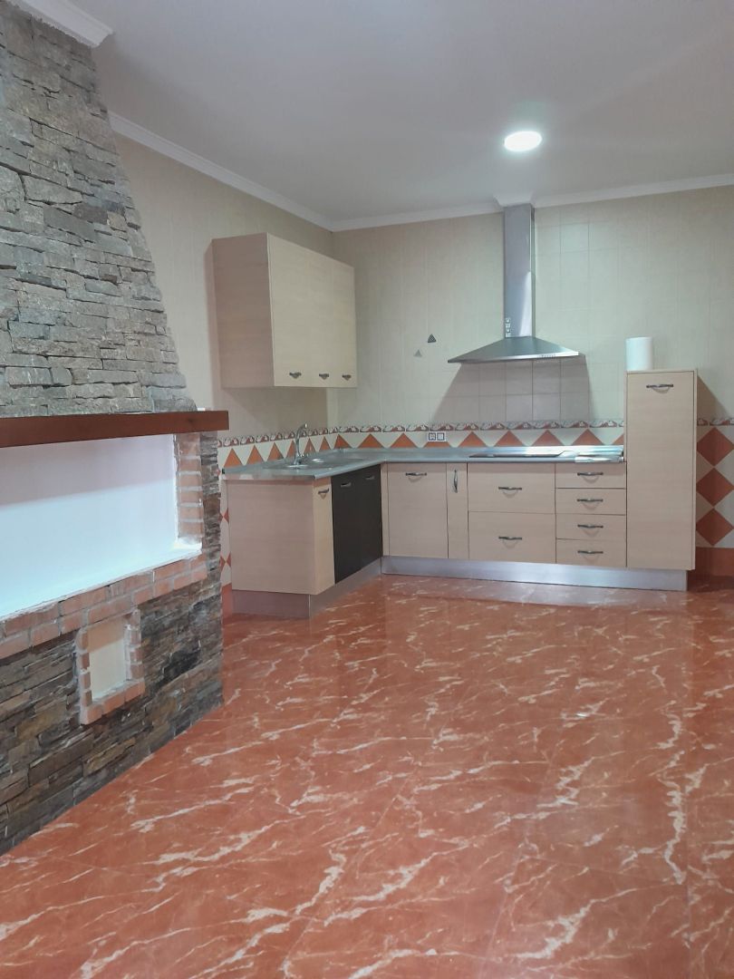 Cuina de Planta baixa en venda en Baza