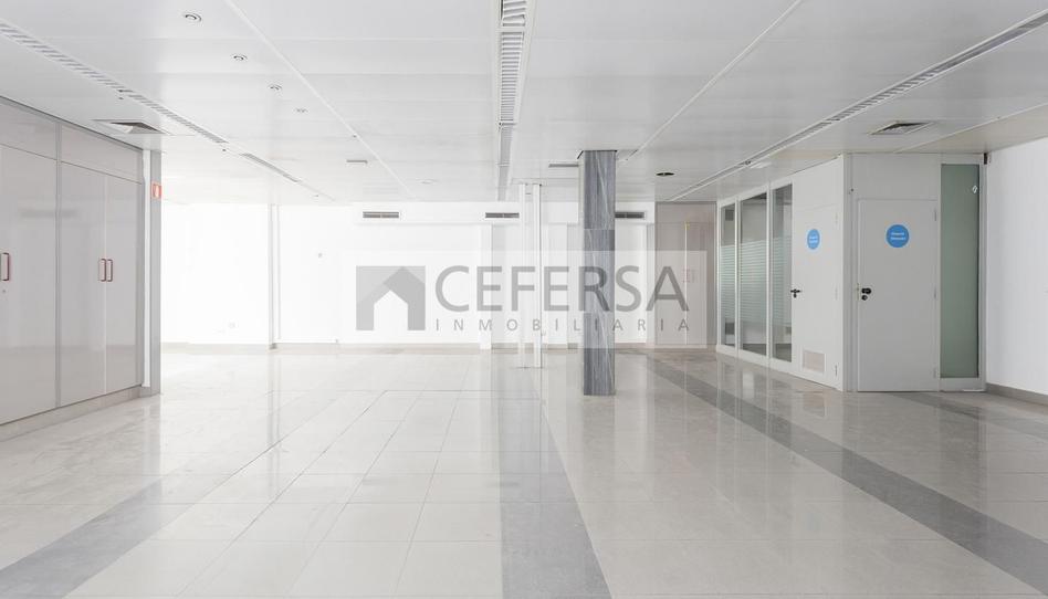 Photo 1 of Premises to rent in Carrer Dels Vergós, Les Tres Torres, Barcelona