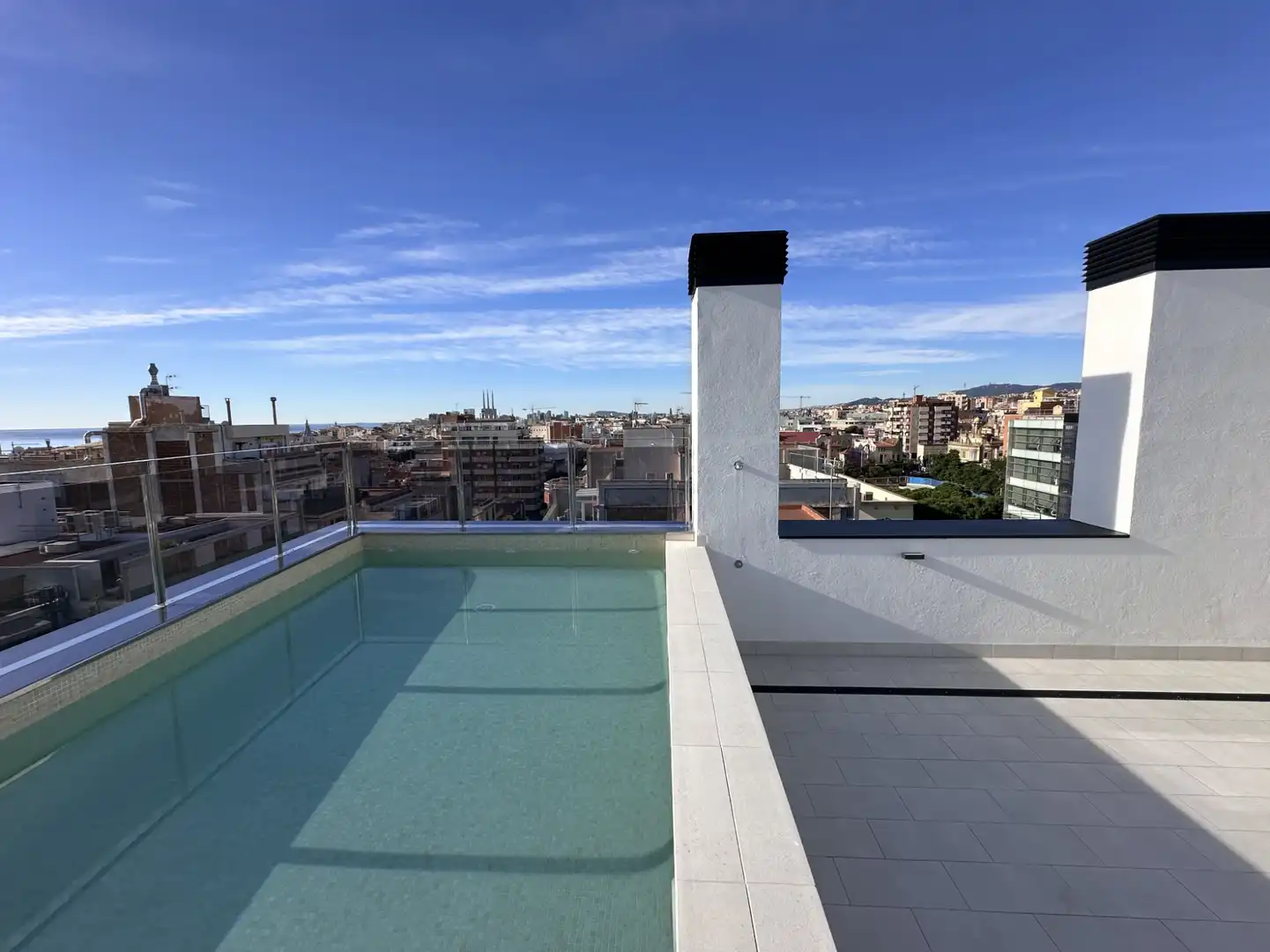 Piscina de Piso en venta en Badalona con Aire acondicionado, Calefacción y Parquet