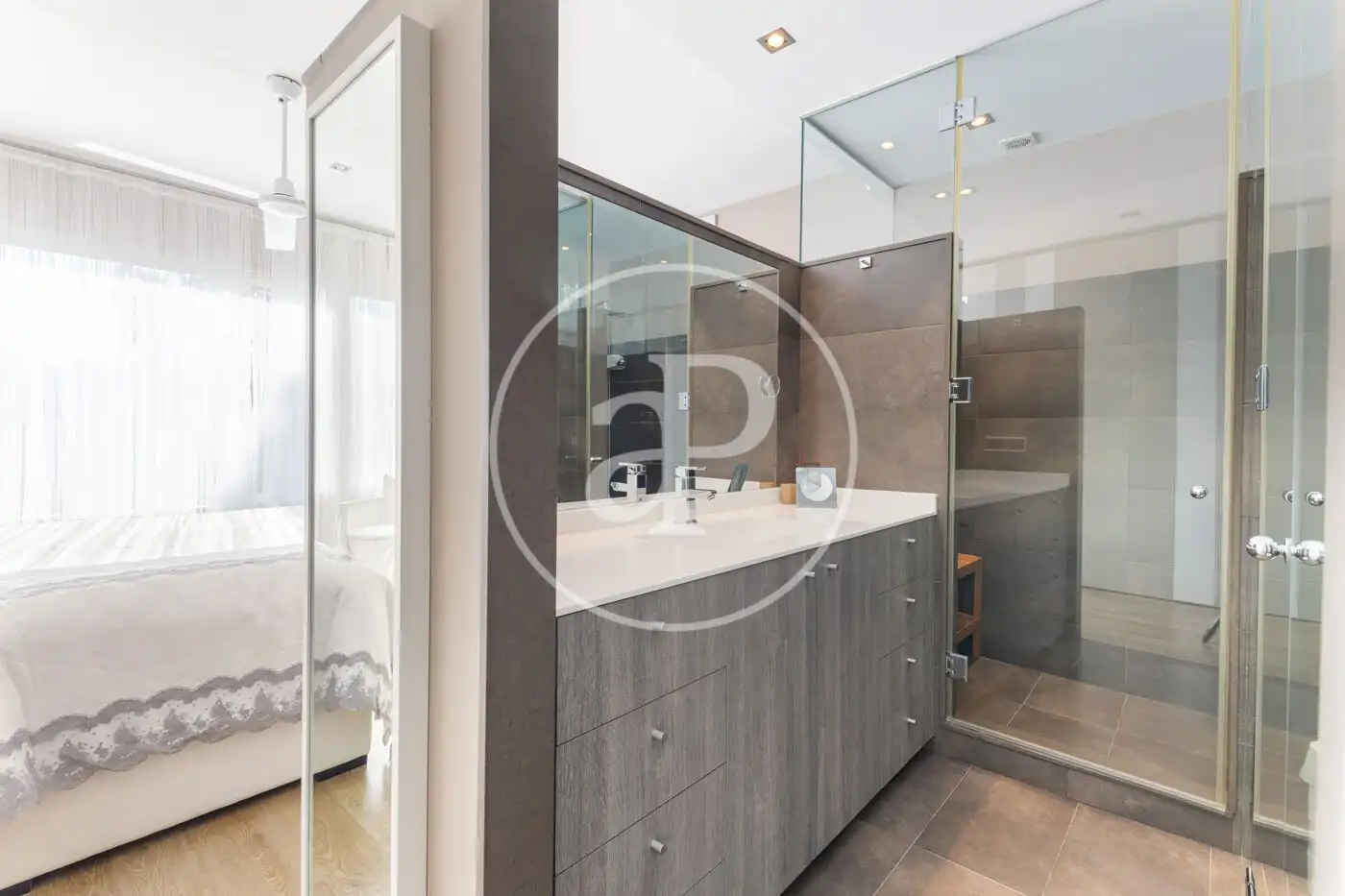 Bathroom of Houses for sale in Sant Cugat del Vallès  with Air Conditioner, Heating and Private garden