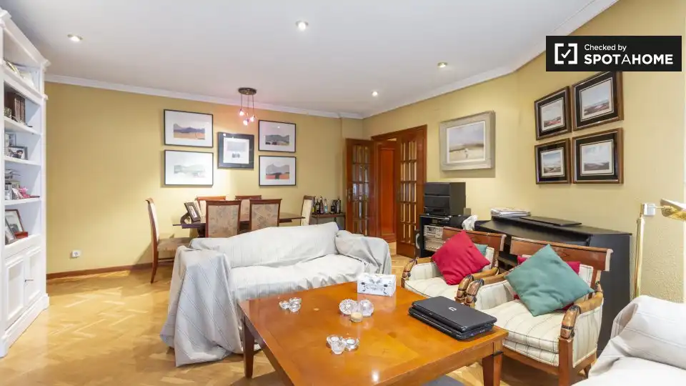 Habitación en Media Legua