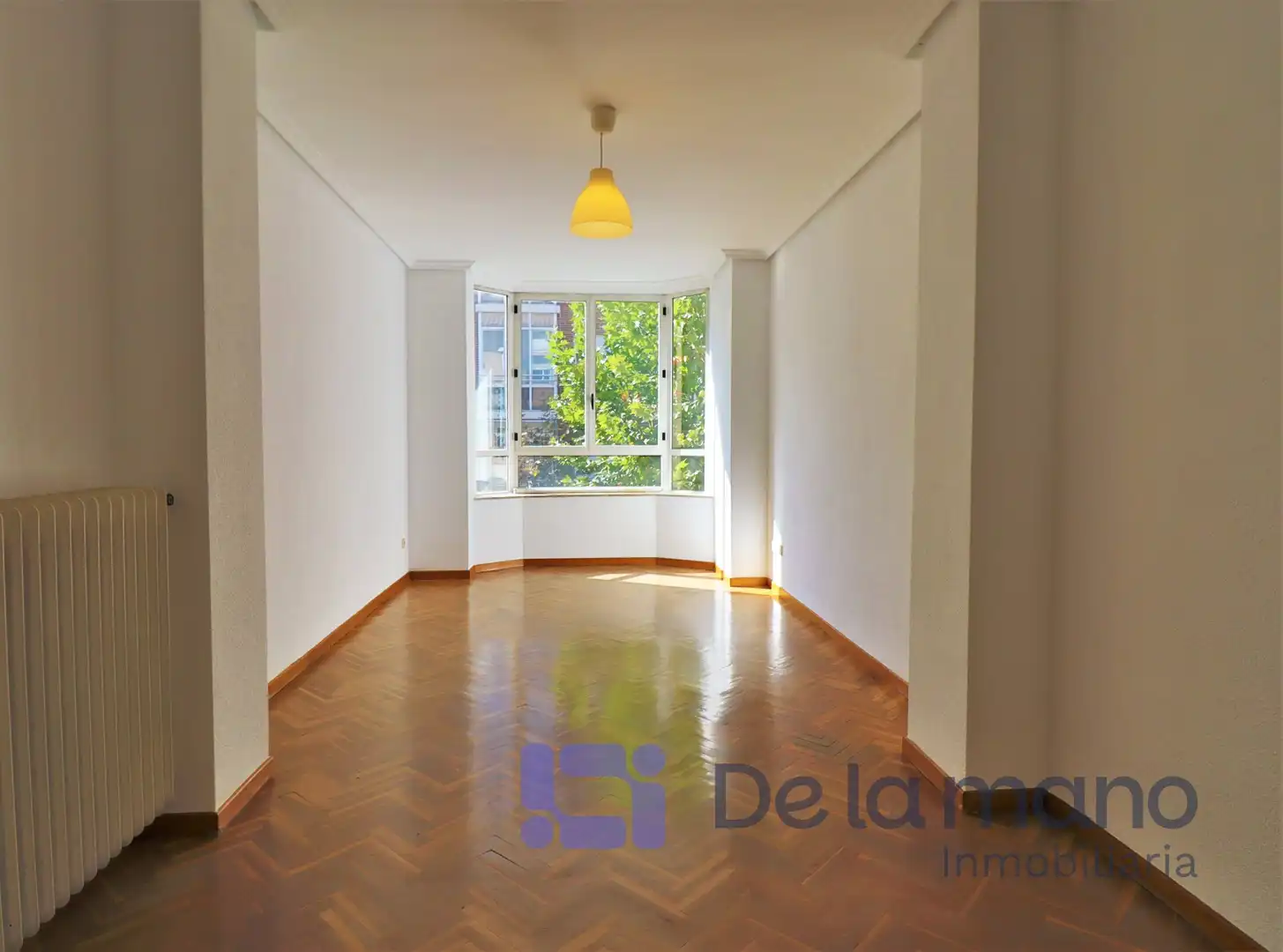 Vista exterior de Piso de alquiler en Madrid con Calefacción y Parquet