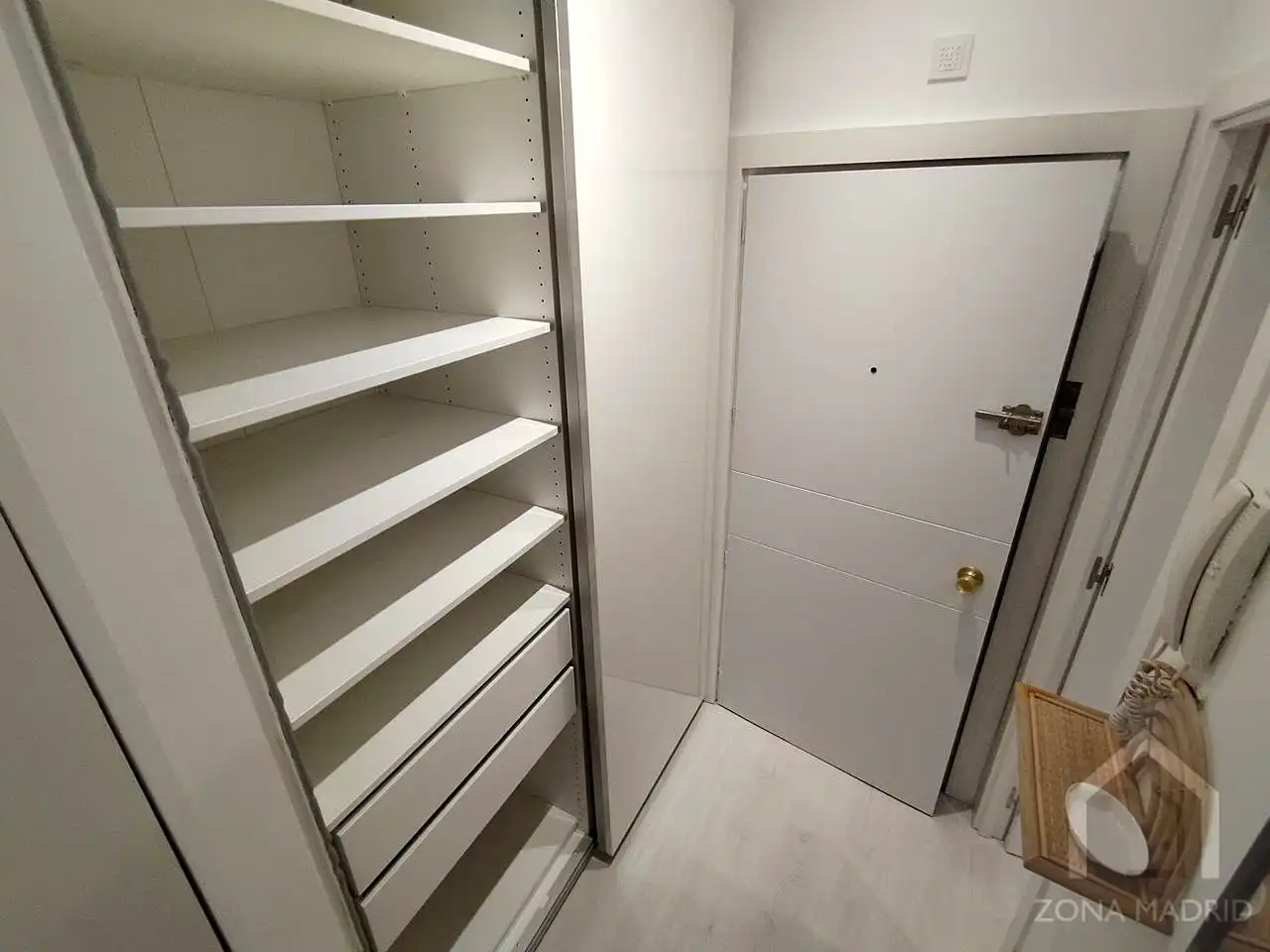 Wohnung zur Miete in De Montesa, Lista