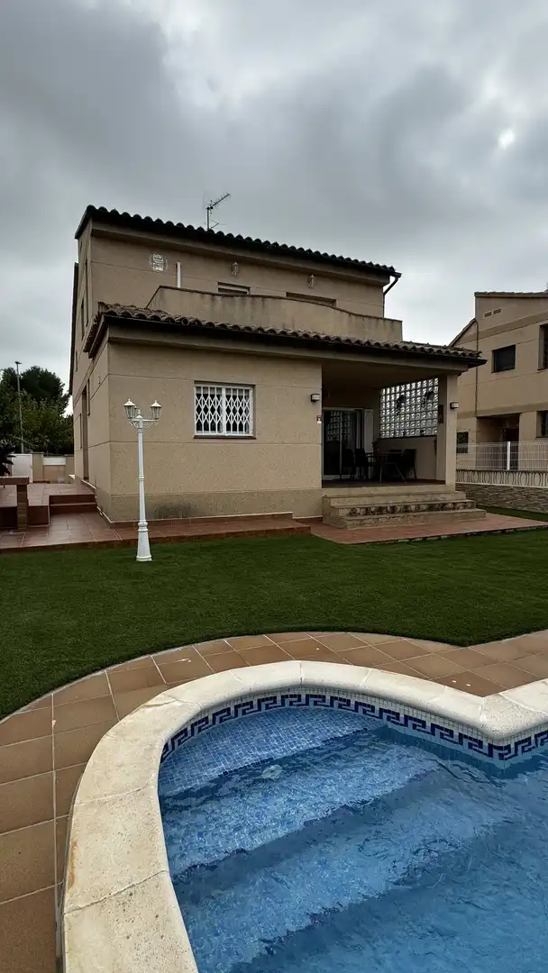 Jardí de Casa o xalet en venda en Creixell amb Aire condicionat, Calefacció i Jardí privat