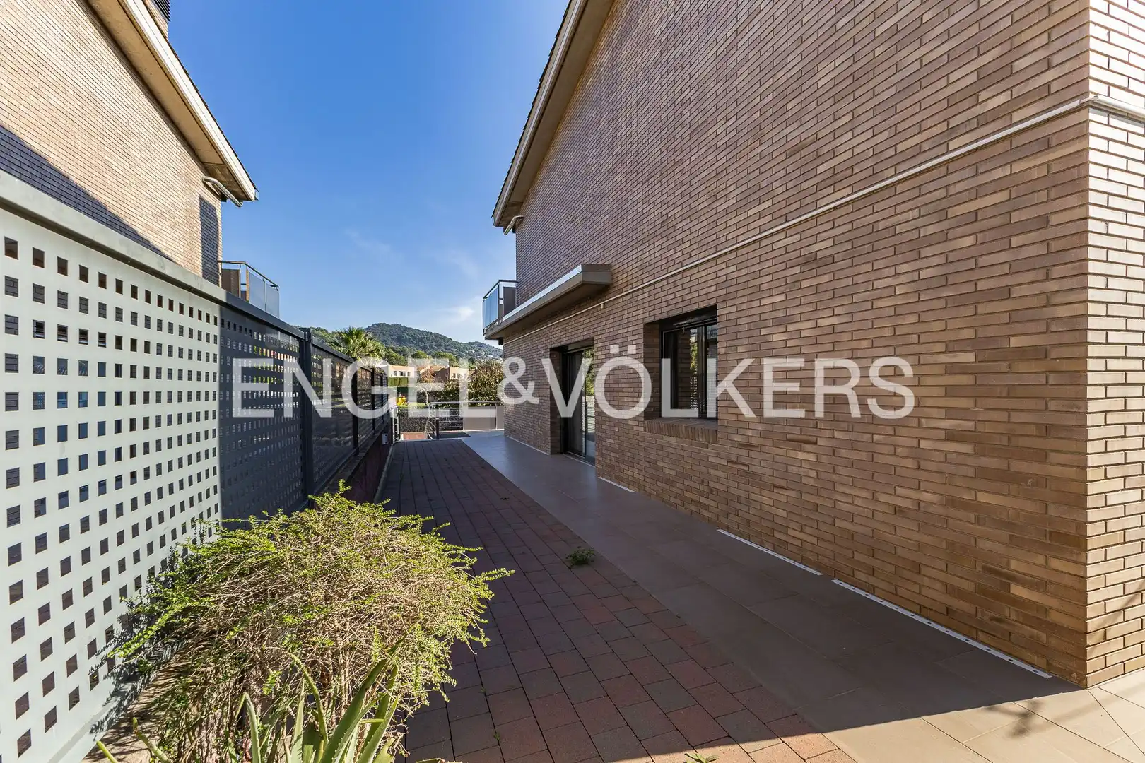 Vista exterior de Casa o chalet en venta en Vallromanes con Aire acondicionado, Calefacción y Jardín privado