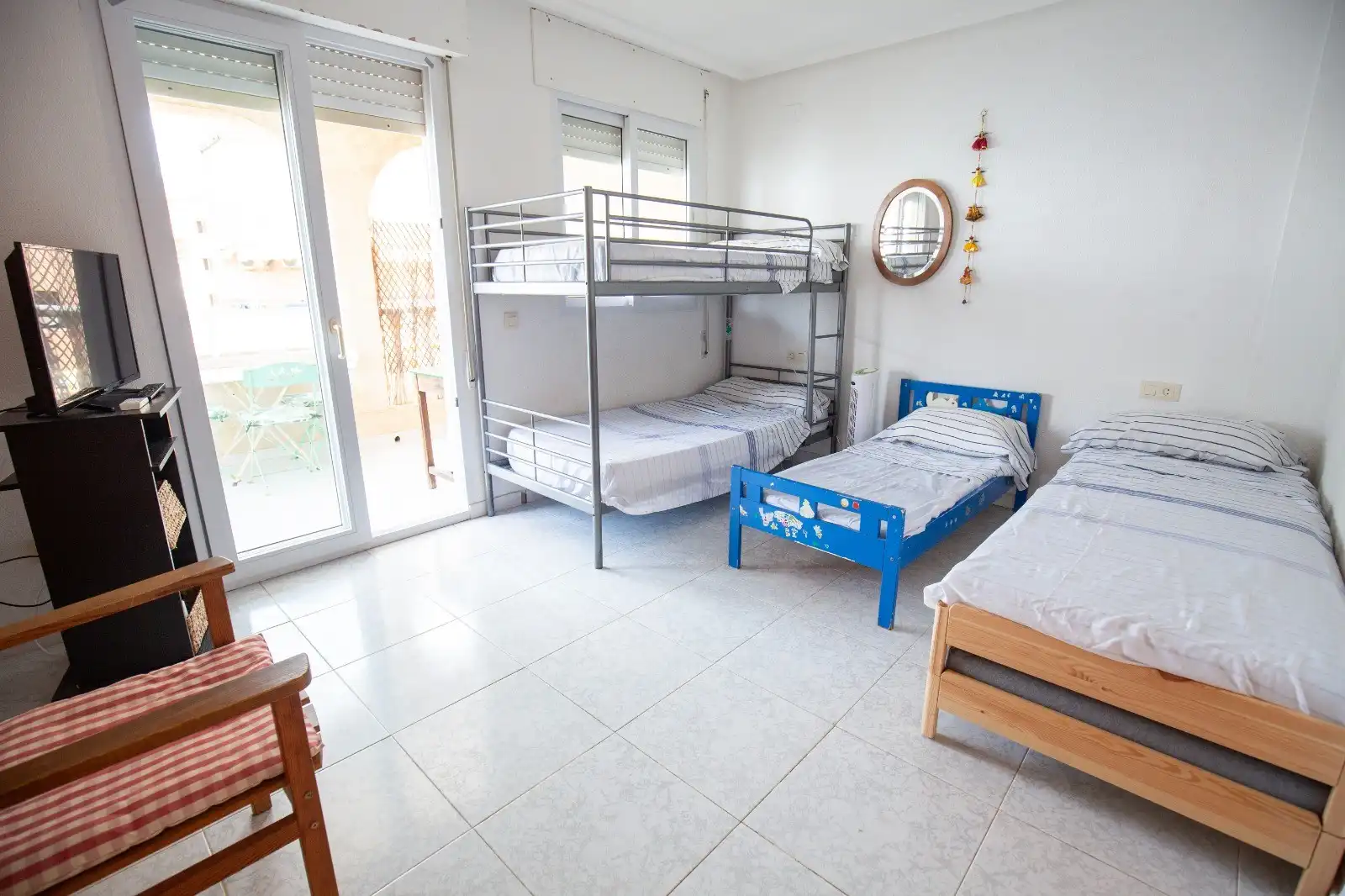 Dormitori de Casa o xalet de lloguer en La Manga del Mar Menor amb Calefacció, Terrassa i Piscina