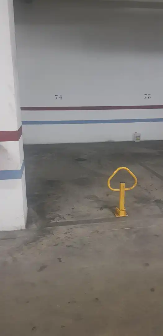 Garaje de alquiler en Calle Azabache, 62, La Gangosa