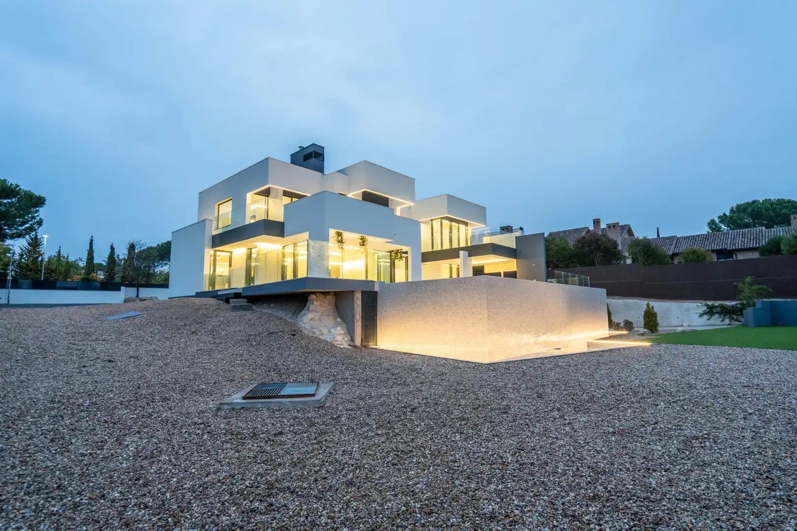 Vista exterior de Casa o xalet en venda en Las Rozas de Madrid amb Calefacció, Jardí privat i Terrassa