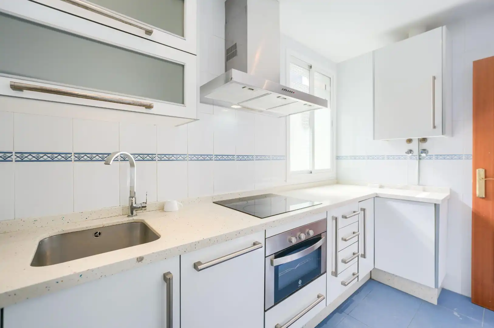 Wohnung zum Verkauf in Calle BATAN, Coria del Río