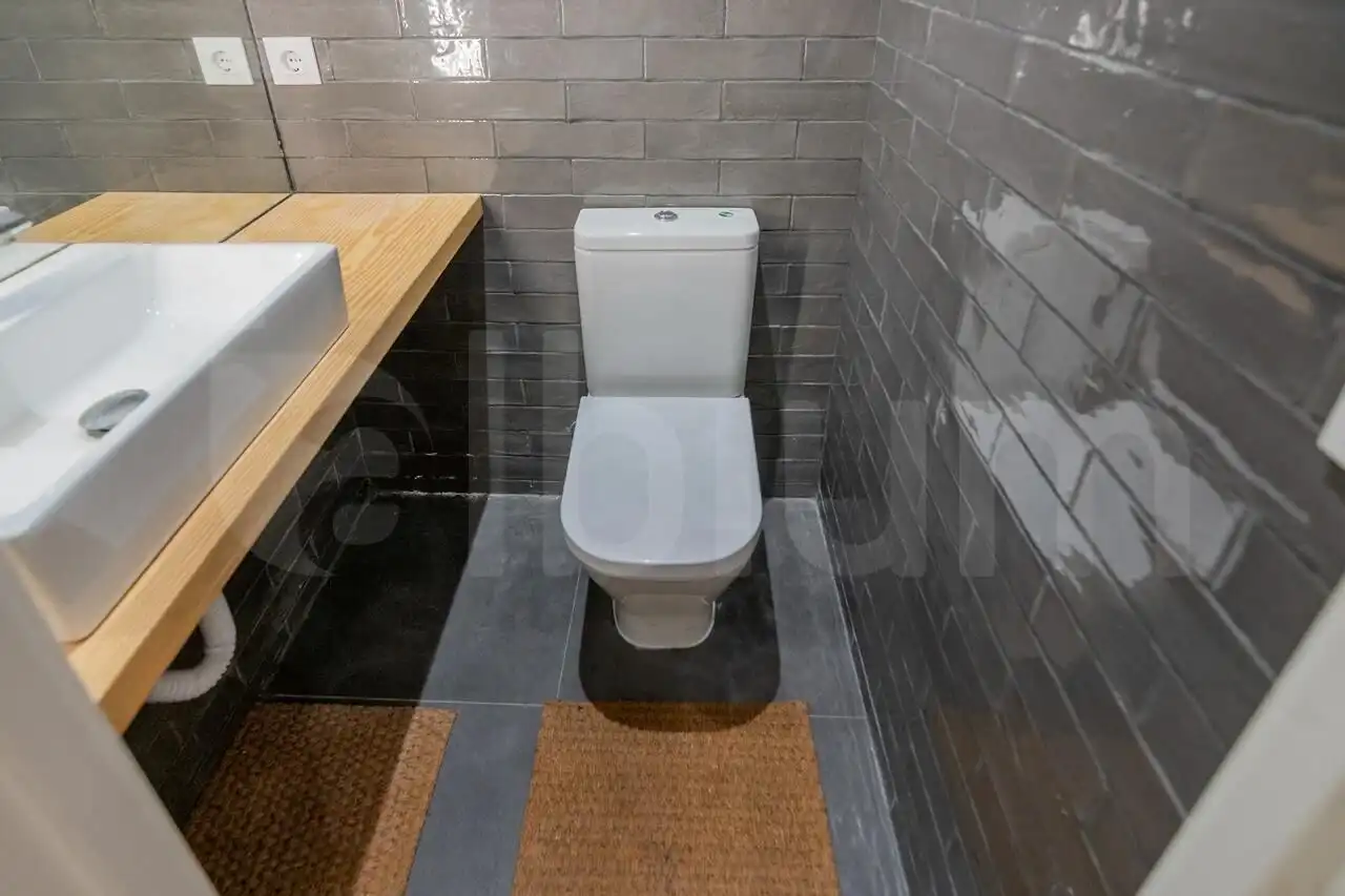 Badezimmer von Erdgeschoss zum Verkauf in Barcelona