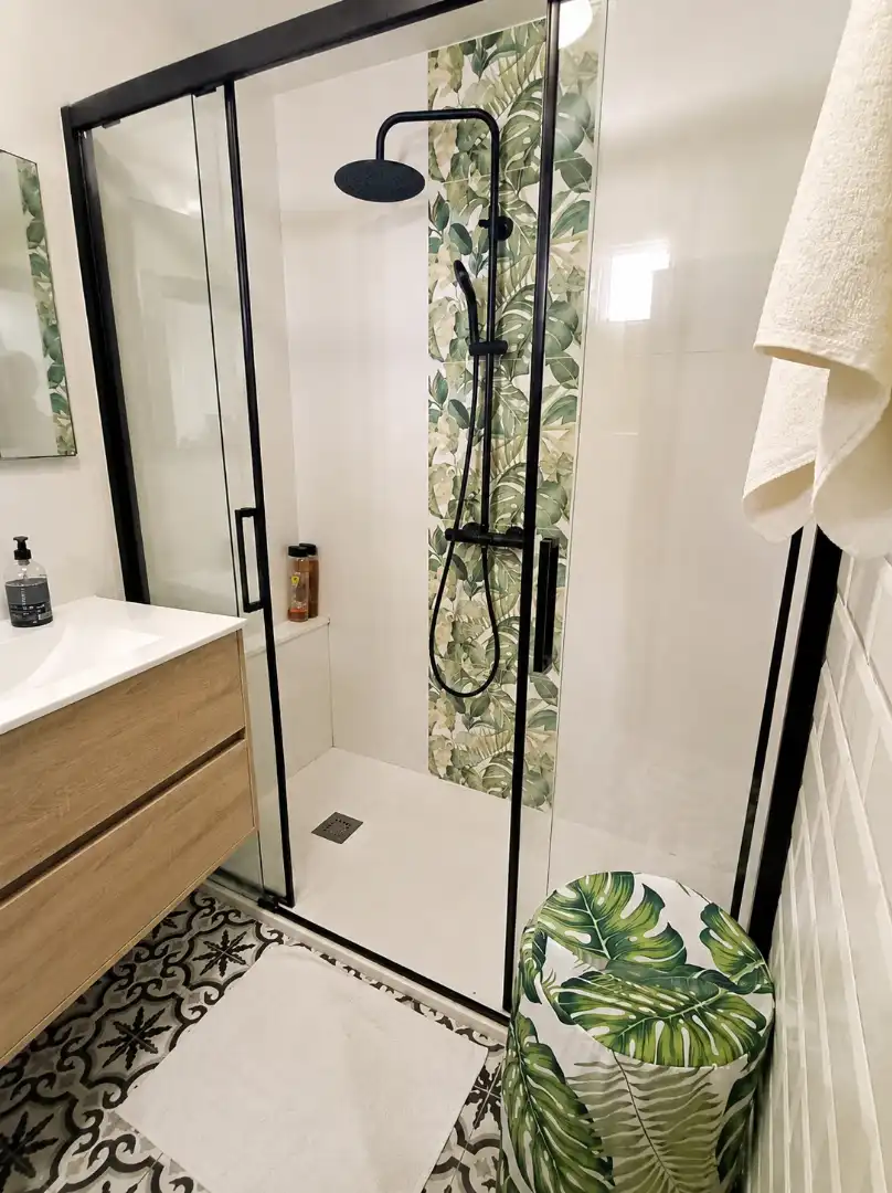 Bathroom of Flat for rent in Gijón   with Heating, Parquet flooring and Furnished