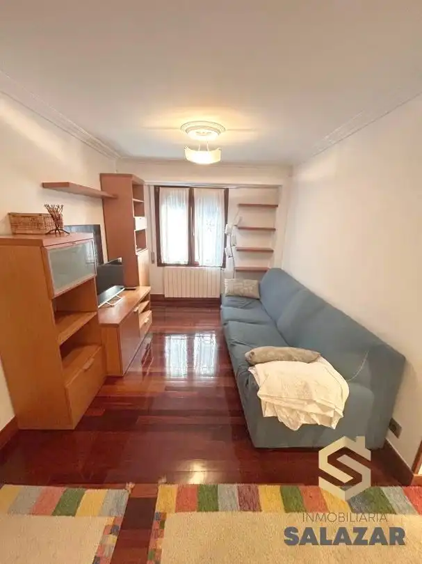 Sala de estar de Piso de alquiler en Bilbao  con Calefacción