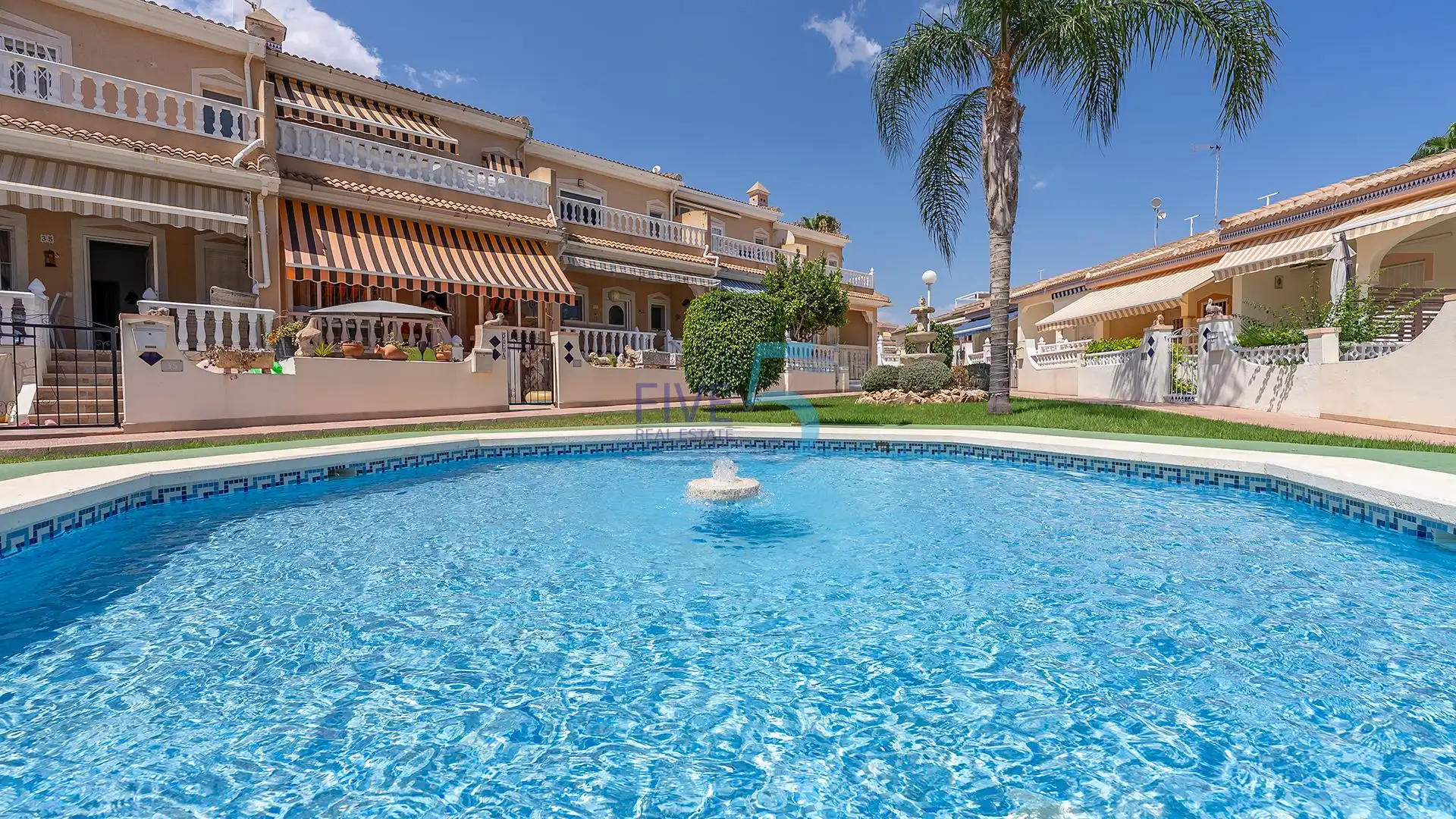 Piscina de Casa adosada en venta en Rojales con Aire acondicionado, Calefacción y Terraza