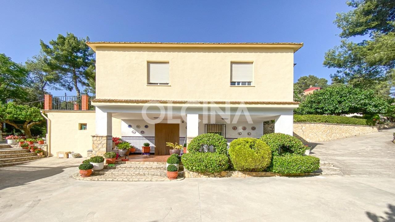 Vista exterior de Casa o chalet en venta en Alcoy / Alcoi con Jardín privado y Piscina