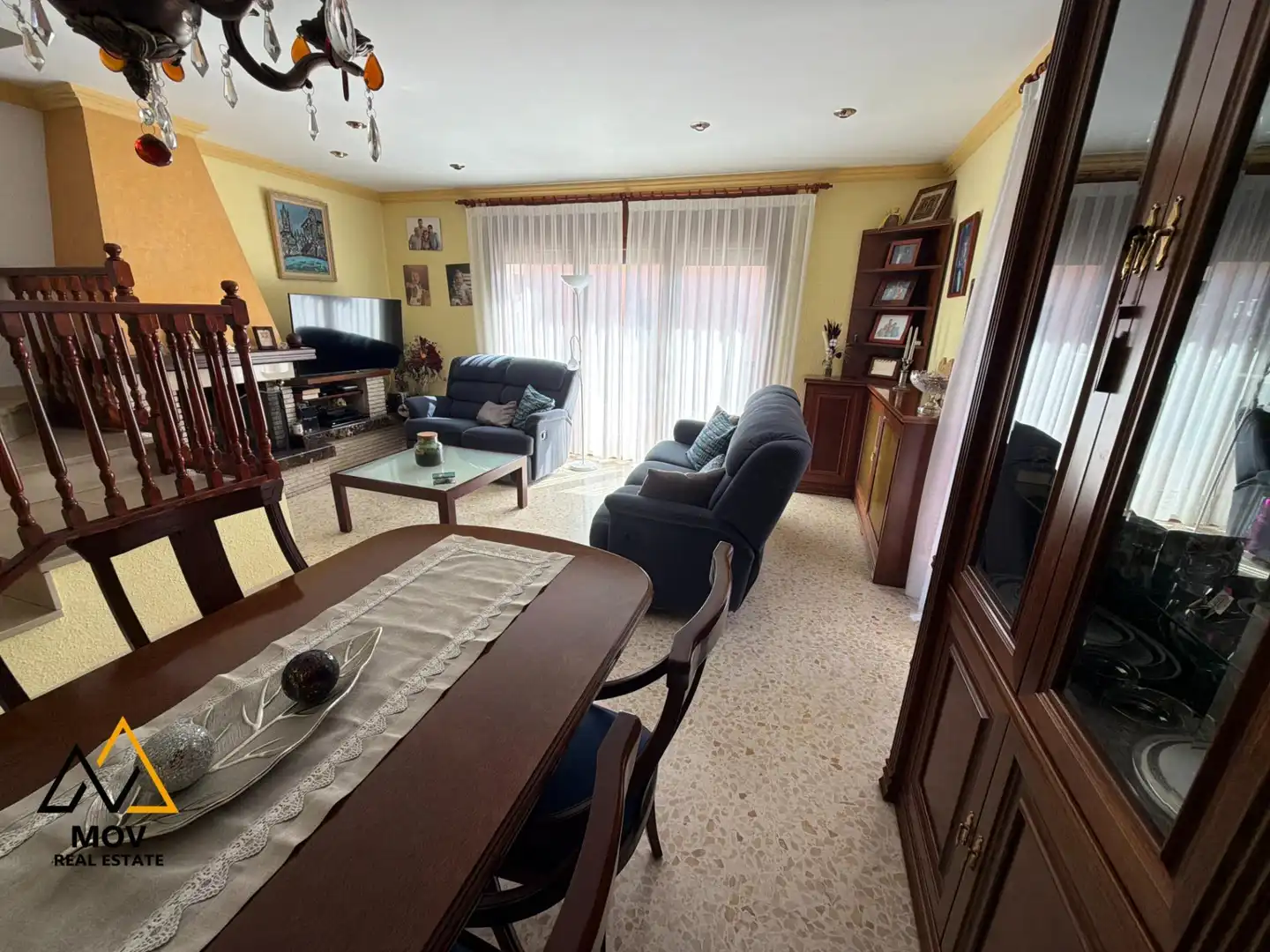 Sala d'estar de Casa adosada en venda en Vic