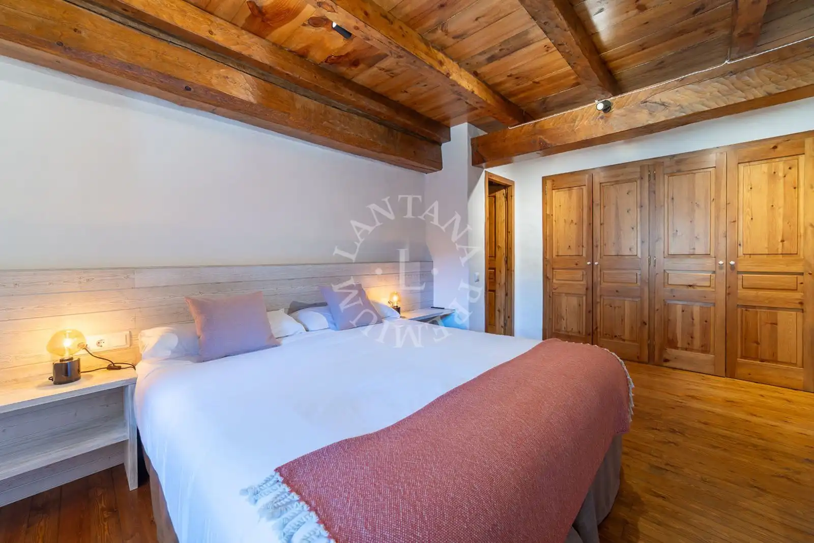 Habitación de Casa o chalet en venta en Naut Aran con Calefacción, Parquet y Terraza