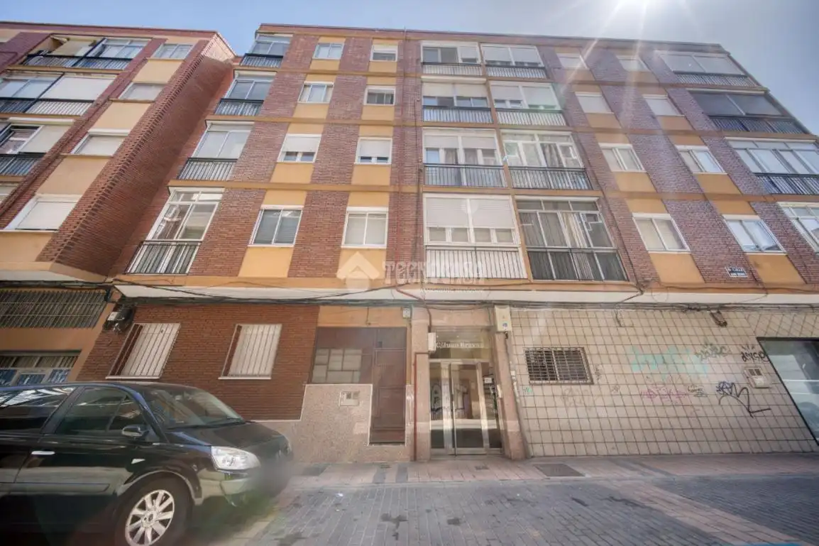 Vista exterior de Pis en venda en Valladolid amb Calefacció i Parquet