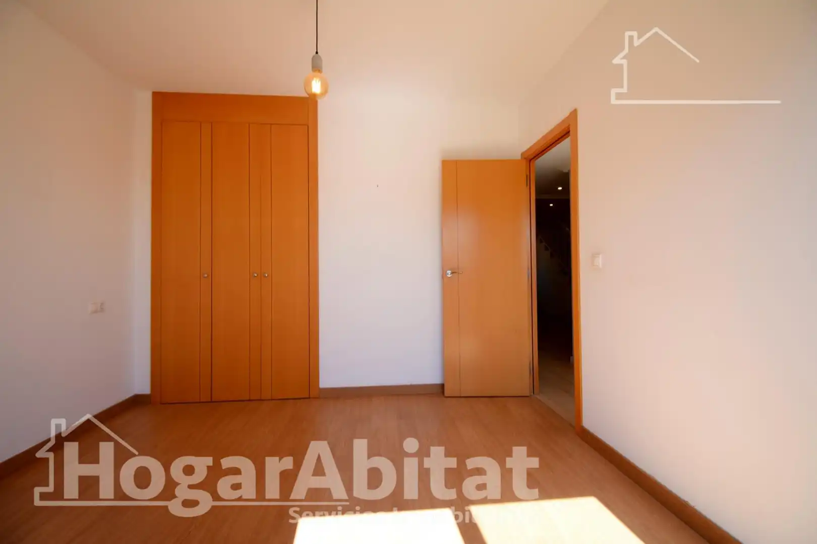 Bedroom of Attic for sale in Pedreguer  with Air Conditioner, Parquet flooring and Terrace
