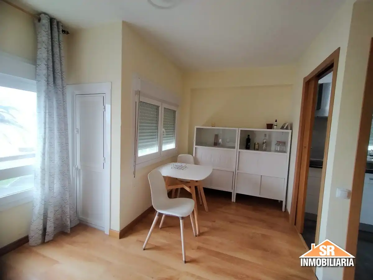 Apartamento de alquiler en Avenida Américas, Perillo
