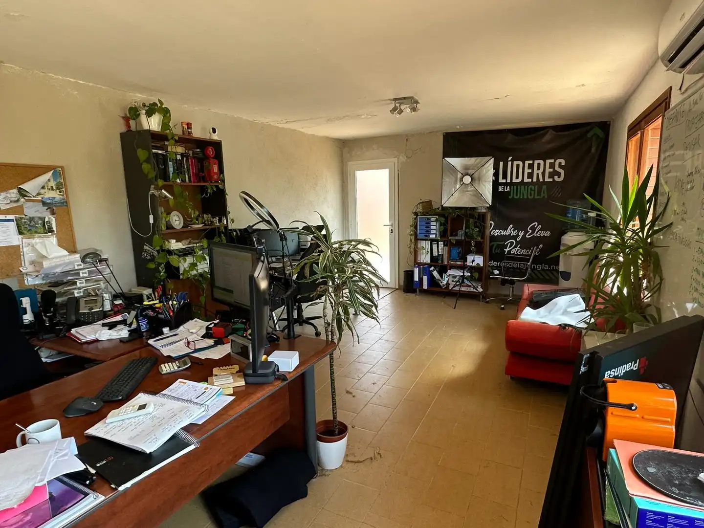 Sala de estar de Casa o chalet en venta en L'Ametlla del Vallès con Aire acondicionado, Jardín privado y Parquet