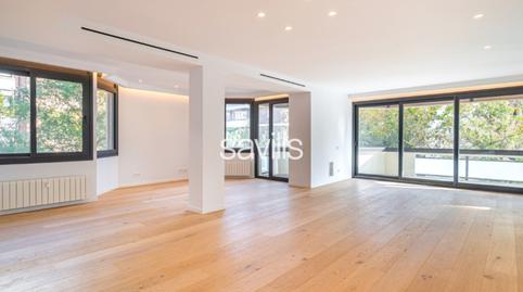 Foto 4 de Apartament en venda a Les Tres Torres, Barcelona