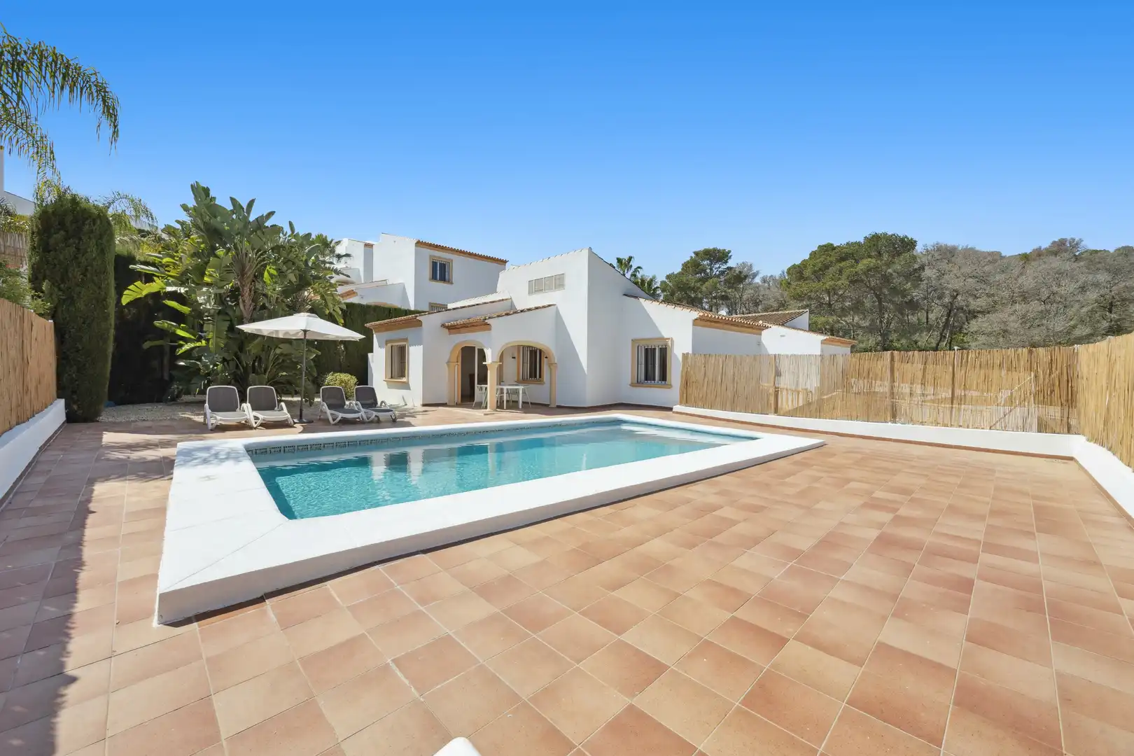 Vista exterior de Casa o xalet en venda en Jávea / Xàbia