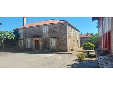 Casa rústica en venta en Silleda